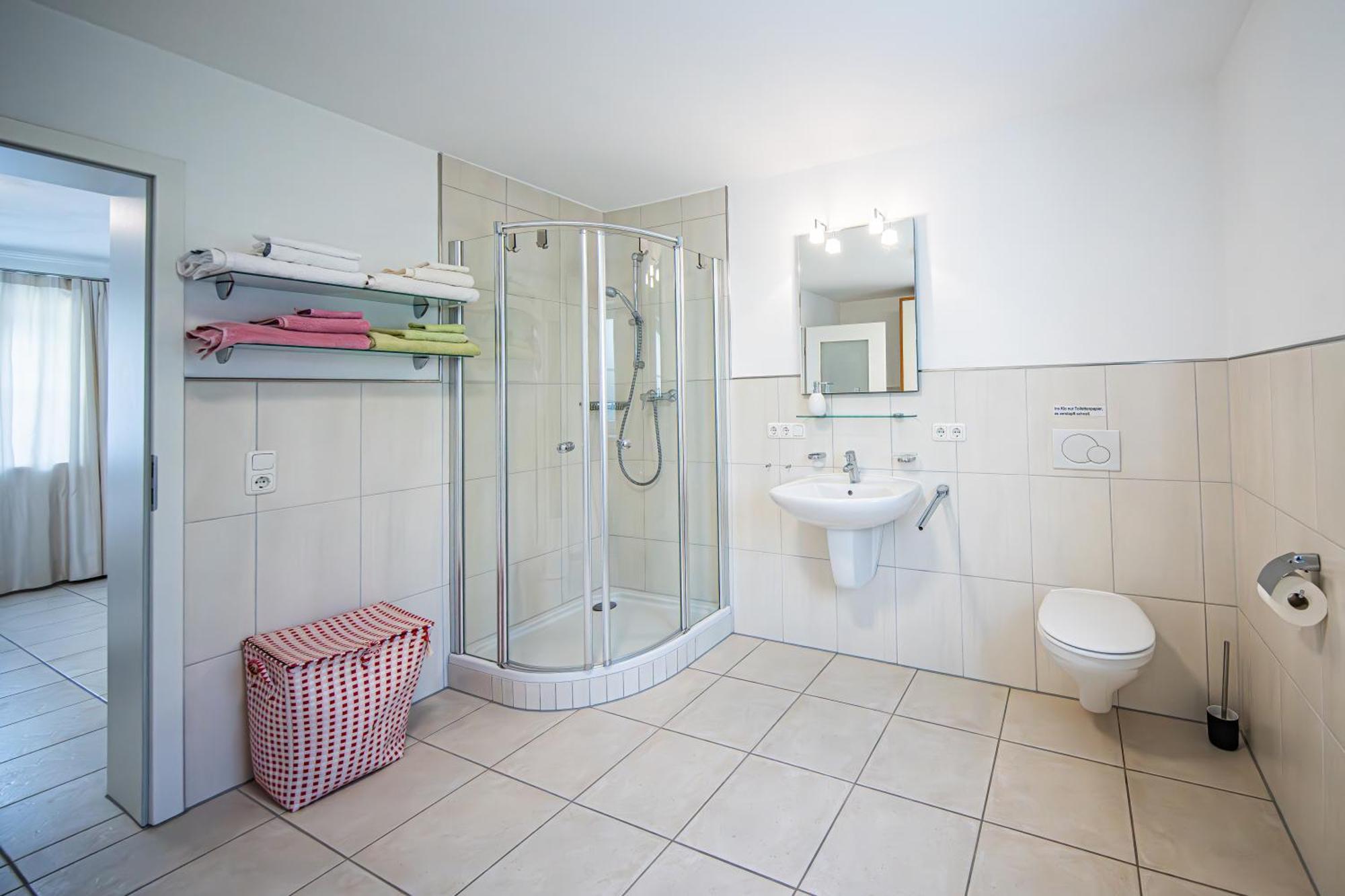 Schoene Ferienwohnung Vor Den Toren Pullman Citys Zwei Aicha vorm Wald Bagian luar foto